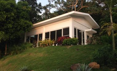 Pililla Rizal - Weekend property / Retreat House - 1 hectare lot with 2000 sqm residential - For sale
