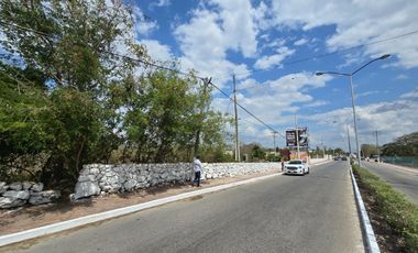 TERRENO EN ESQUINA EN LA ENTRADA DE IZAMAL