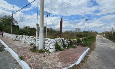 TERRENO EN ESQUINA EN LA ENTRADA DE IZAMAL
