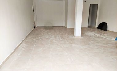 Alquiler de edificacion comercial en Avenida Isidro Ayora y Agustin Freire