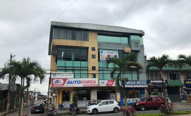 Oficina de Alquiler en Avenida Quevedo, Santo Domingo, Ecuador
