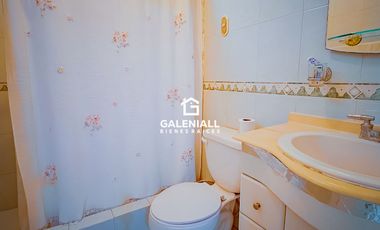 Casa Lujosa En Venta en Urbanización Privada, Machala