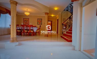 Casa Lujosa En Venta en Urbanización Privada, Machala