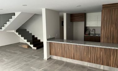 Casa nueva en venta en Fracc Solares en Zapopan