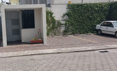 VENTA CASA EN MIRASIERRA, BAJO DE PRECIO VALLE DE LOS CHILLOS CERCA A CC. SAN LUIS, ESPE