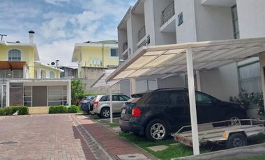 VENTA CASA EN MIRASIERRA, BAJO DE PRECIO VALLE DE LOS CHILLOS CERCA A CC. SAN LUIS, ESPE