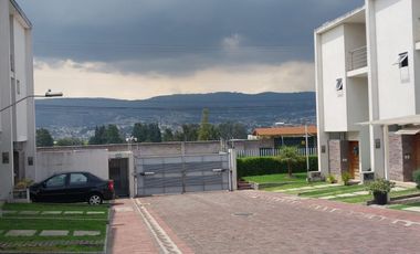 VENTA CASA EN MIRASIERRA, BAJO DE PRECIO VALLE DE LOS CHILLOS CERCA A CC. SAN LUIS, ESPE