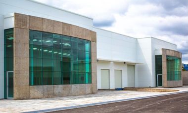 BODEGA EN VENTA 600 M AL SUR DE QUERETARO