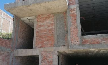 Casa en Venta en Lomas de Bellavista, en obra negra