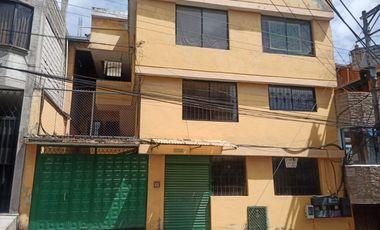 Puengasi, Edén del Valle, casa rentera de venta, 3 departamentos, uno en construcción