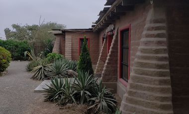 VENDO PRECIOSA CASA EN PACHACAMAC COMO TERRENO