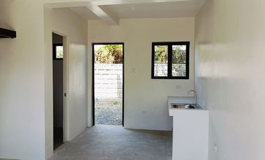 Only 15K Monthly DP! For Sale Pre-Selling 2-Bedroom w/1-Car Garage Aria Townhouse Idesia Dasmariñas