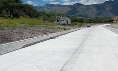 Lotes en Venta con Todas Las Obras en Yunguilla