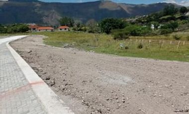 Lotes en Venta con Todas Las Obras en Yunguilla