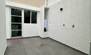 EXCELENTE CASA EN VENTA JARDINES DE SAN MATEO, NAUCALPAN.