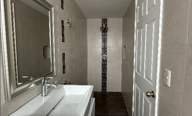 EXCELENTE CASA EN VENTA JARDINES DE SAN MATEO, NAUCALPAN.