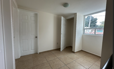 EXCELENTE CASA EN VENTA JARDINES DE SAN MATEO, NAUCALPAN.