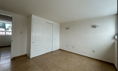 EXCELENTE CASA EN VENTA JARDINES DE SAN MATEO, NAUCALPAN.