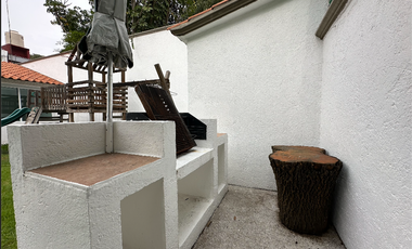 EXCELENTE CASA EN VENTA JARDINES DE SAN MATEO, NAUCALPAN.