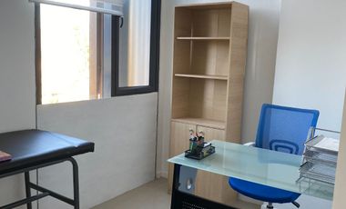 Ovalle, 2 Oficinas  con muebles  básicos y recepción