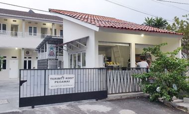 Kost Dekat IPB Baranangsiang, Mall Botani Square, Universitas Pakuan