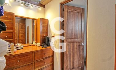 Casa en Venta en Cancun en Residencial Isla Dorada con Jardín Privado