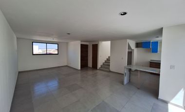 CASA EN VENTA  EN MESETA HABITAT