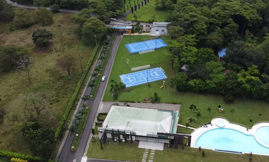 Lote en el condominio ladera campestre caney alto en restrepo