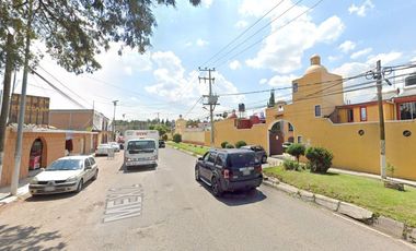 REMATE B. DE CASA EN CONDOMINIO EN PASEO DE LOS VIRREYES TEPOTZOTLAN.