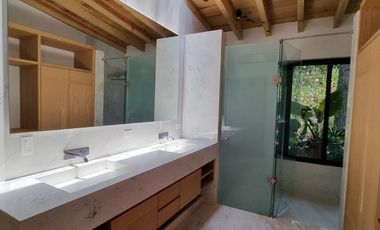 CASA NUEVA Y MODERNA EN VENTA