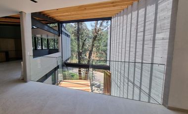 CASA NUEVA Y MODERNA EN VENTA