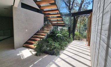 CASA NUEVA Y MODERNA EN VENTA