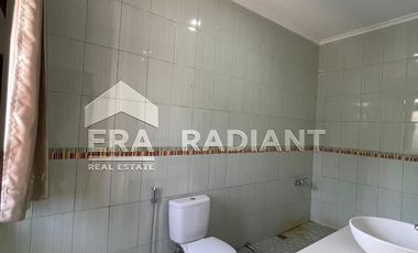 Rumah Hook Dijual di Bintaro Sektor 9, Cluster Oriana Permata