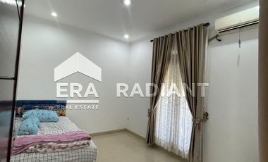Rumah Hook Dijual di Bintaro Sektor 9, Cluster Oriana Permata