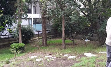 CASA EN VENTA  LOMAS DE TECAMACHALCO PARA REMODELAR.