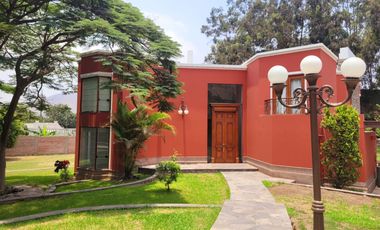 VENTA LA PLANICIE, EXCLUSIVA CASA RODEADA DE NATURALEZA Y CONFORT