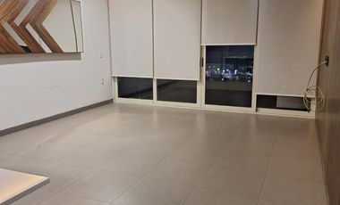 DEPARTAMENTO DE LUJO EN RENTA EN TORRE VISTA HERMOSA $23,500 + mtto
