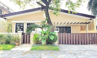 3BR Bungalow House For Rent at Palma Street, PDP, BF Homes, Paranaque City
