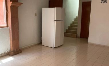 RENTO CASA SIN MUEBLES EN COLONIA SAN ANTONIO EN PEQUEÑA CERRADA EN SAN MIGUEL DE ALLENDE, GTO