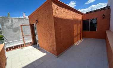 RENTO CASA SIN MUEBLES EN COLONIA SAN ANTONIO EN PEQUEÑA CERRADA EN SAN MIGUEL DE ALLENDE, GTO