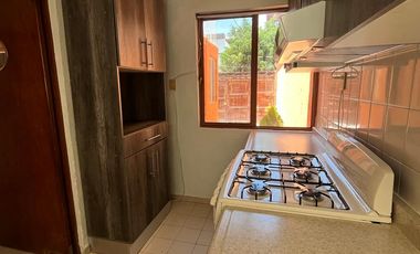 RENTO CASA SIN MUEBLES EN COLONIA SAN ANTONIO EN PEQUEÑA CERRADA EN SAN MIGUEL DE ALLENDE, GTO