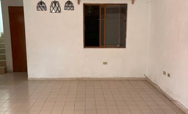 RENTO CASA SIN MUEBLES EN COLONIA SAN ANTONIO EN PEQUEÑA CERRADA EN SAN MIGUEL DE ALLENDE, GTO