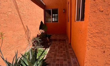 RENTO CASA SIN MUEBLES EN COLONIA SAN ANTONIO EN PEQUEÑA CERRADA EN SAN MIGUEL DE ALLENDE, GTO