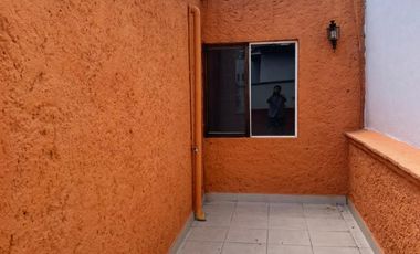 RENTO CASA SIN MUEBLES EN COLONIA SAN ANTONIO EN PEQUEÑA CERRADA EN SAN MIGUEL DE ALLENDE, GTO