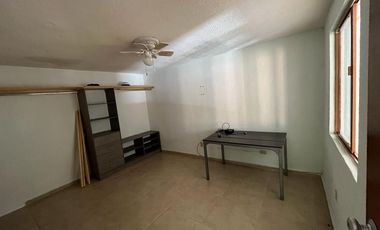 RENTO CASA SIN MUEBLES EN COLONIA SAN ANTONIO EN PEQUEÑA CERRADA EN SAN MIGUEL DE ALLENDE, GTO