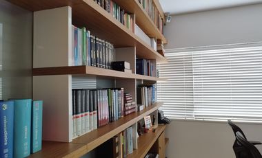 PR17781 Oficina en venta en el sector Manila