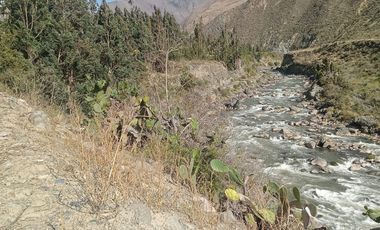Terreno en Ollantaytambo 3330 m2 cusco Perú