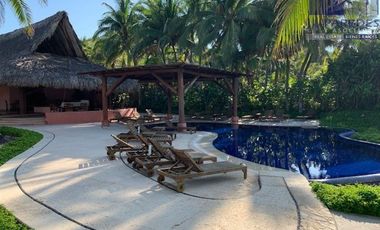 D204 Departamento Residencial en Venta 6 recamaras Punta Ixtapa