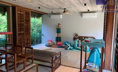 D204 Departamento Residencial en Venta 6 recamaras Punta Ixtapa