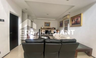 Flamingo, Bintaro Sektor 9